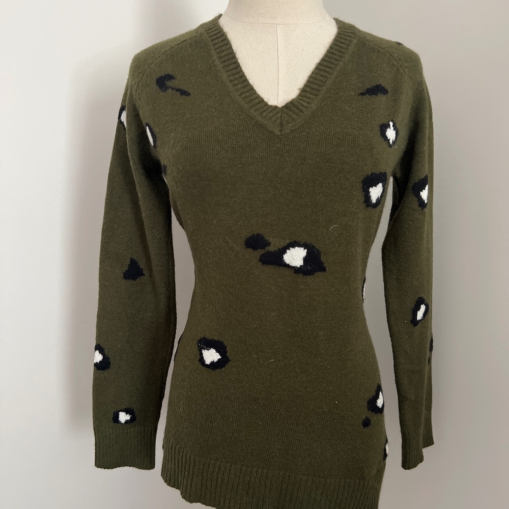 Olive Green fashionable Sweater
